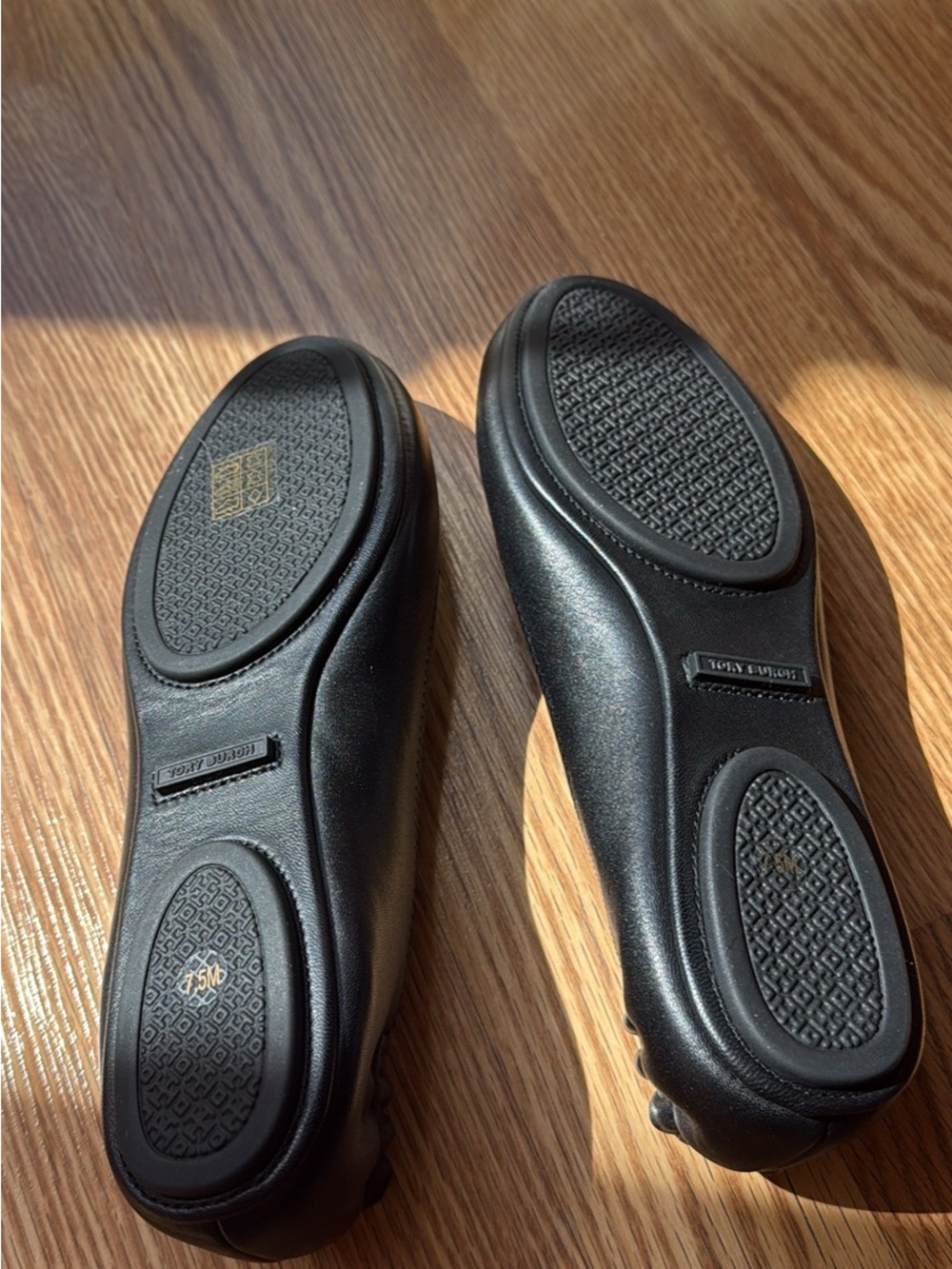 Never Worn Tory Burch Black Leather Logo Ballet Flats - Picture 4 of 5